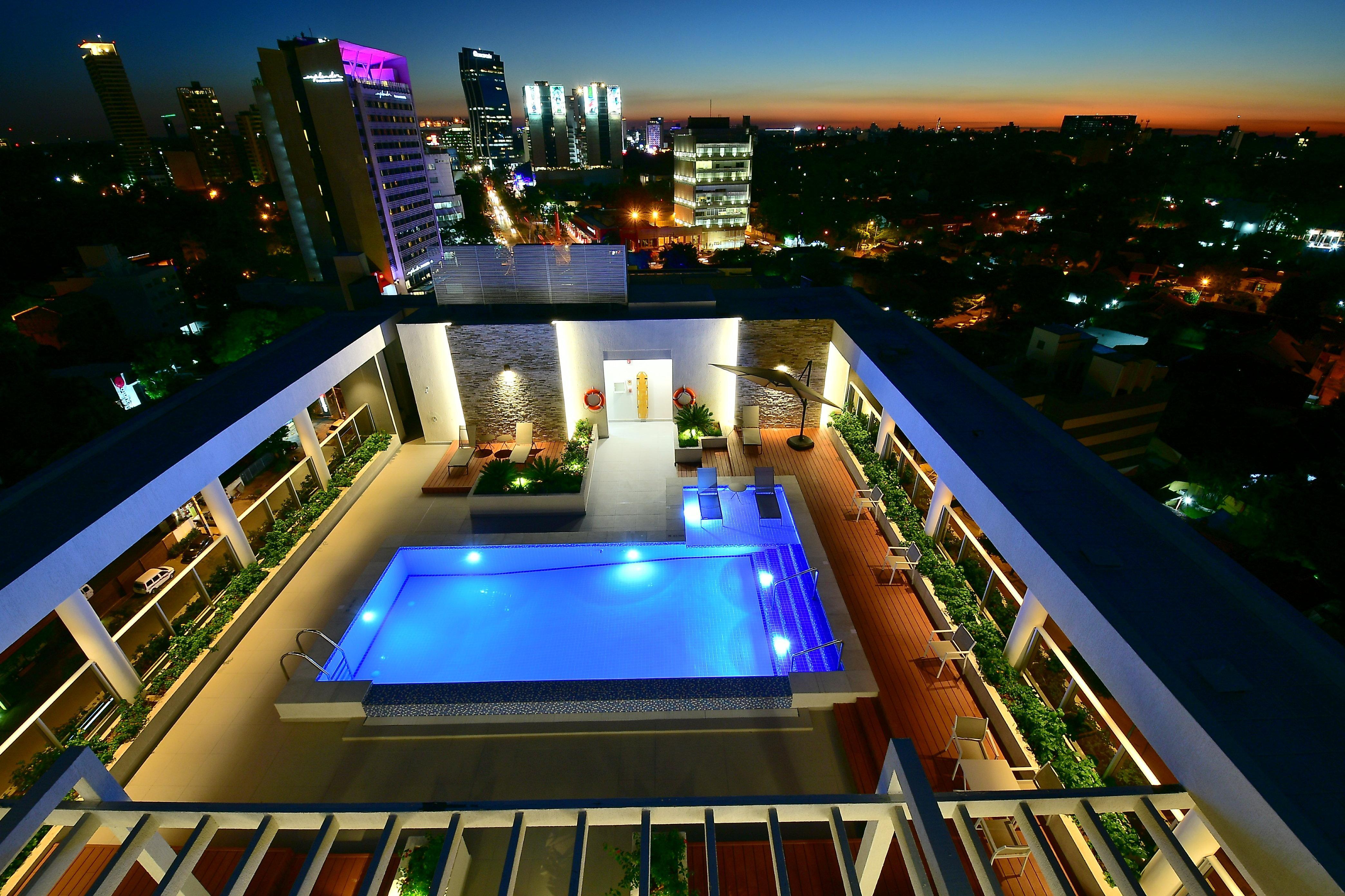 Holiday Inn Express Asuncion Aviadores By Ihg Exteriör bild