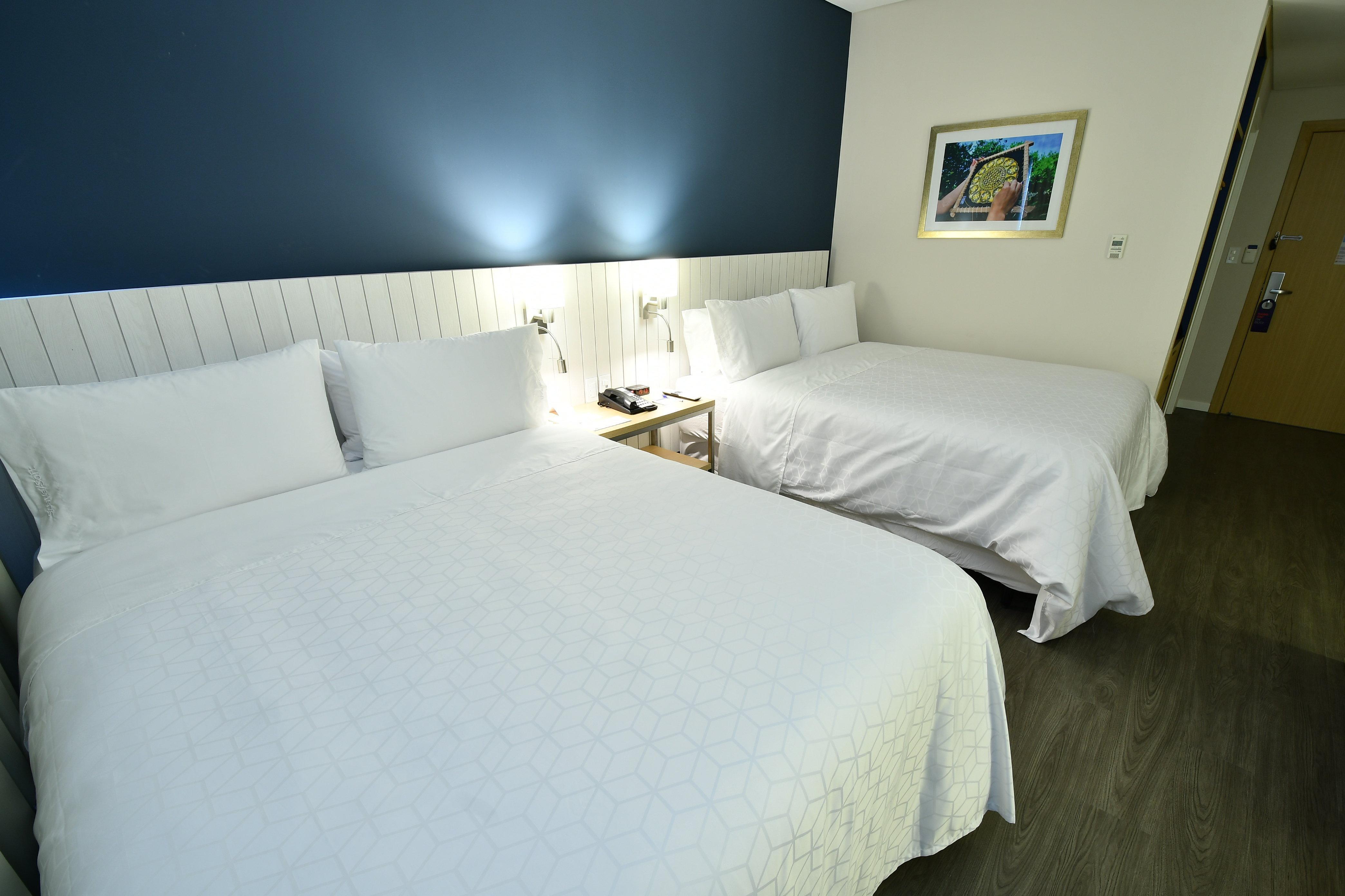 Holiday Inn Express Asuncion Aviadores By Ihg Exteriör bild