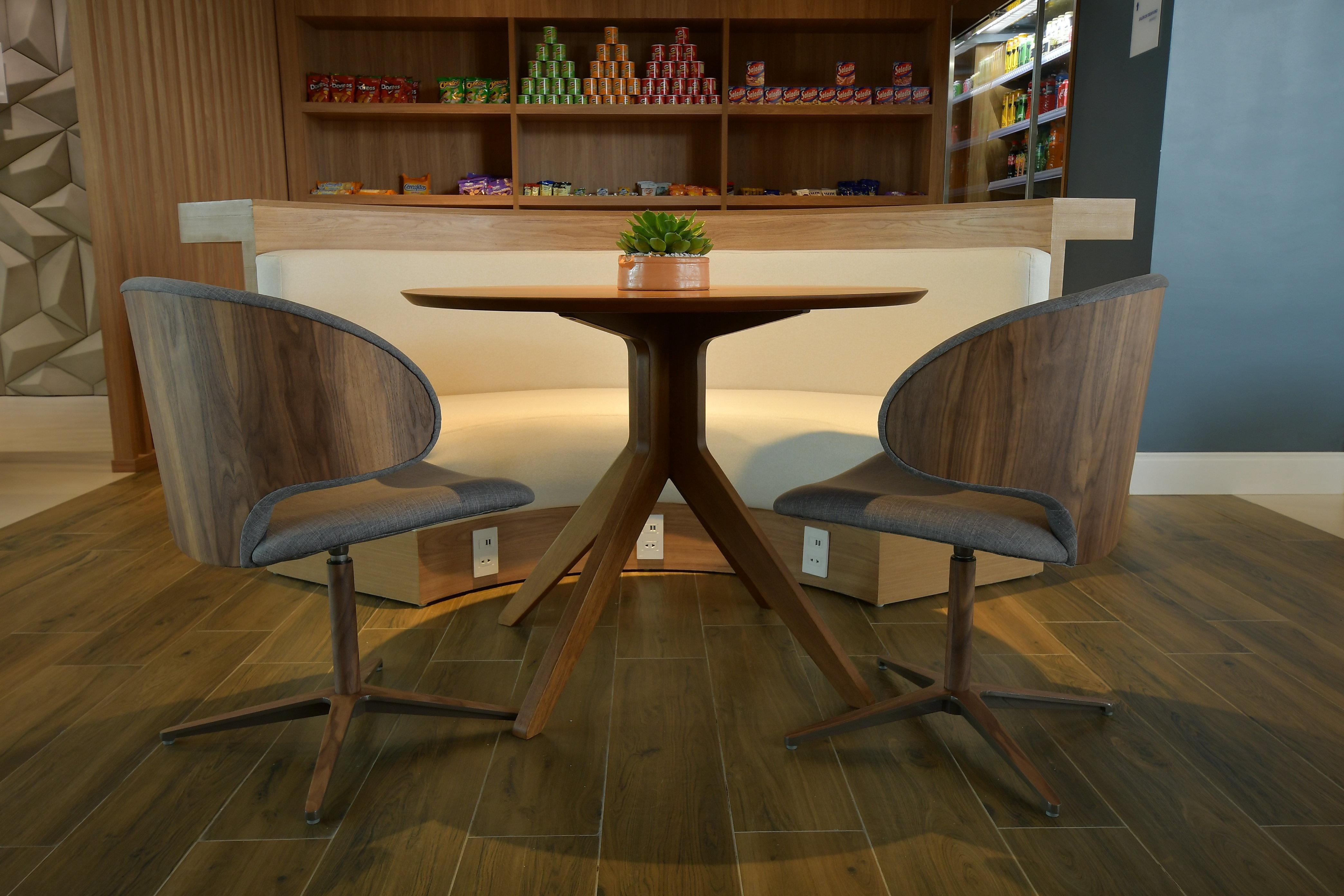 Holiday Inn Express Asuncion Aviadores By Ihg Exteriör bild
